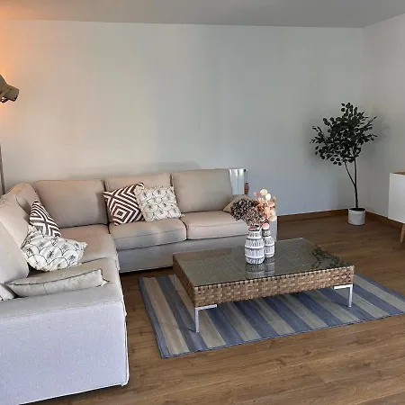 New House In - Close To The Ebi-03513 Semesterbostad *