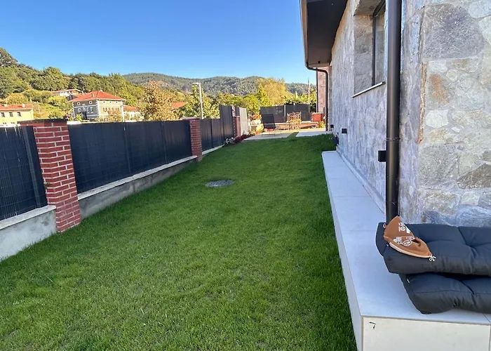 New House In - Close To The Ebi-03513 Semesterbostad *